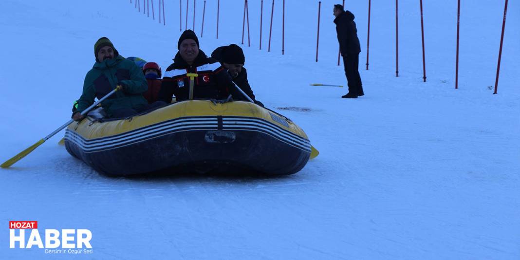 Ergan Kayak Merkezinde kar raftingi renkli görüntüler oluşturdu 1