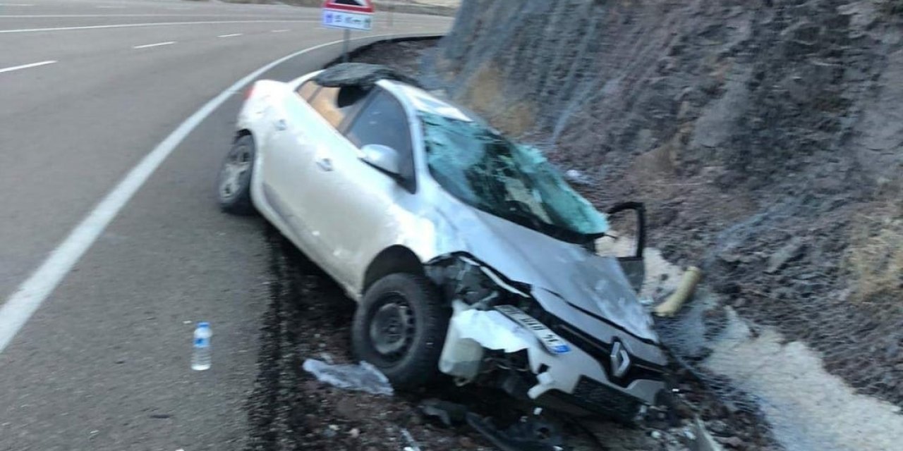 Malatya'da Trafik Faciası: Otomobil Duvara Çarptı, 6 Kişi Yaralandı