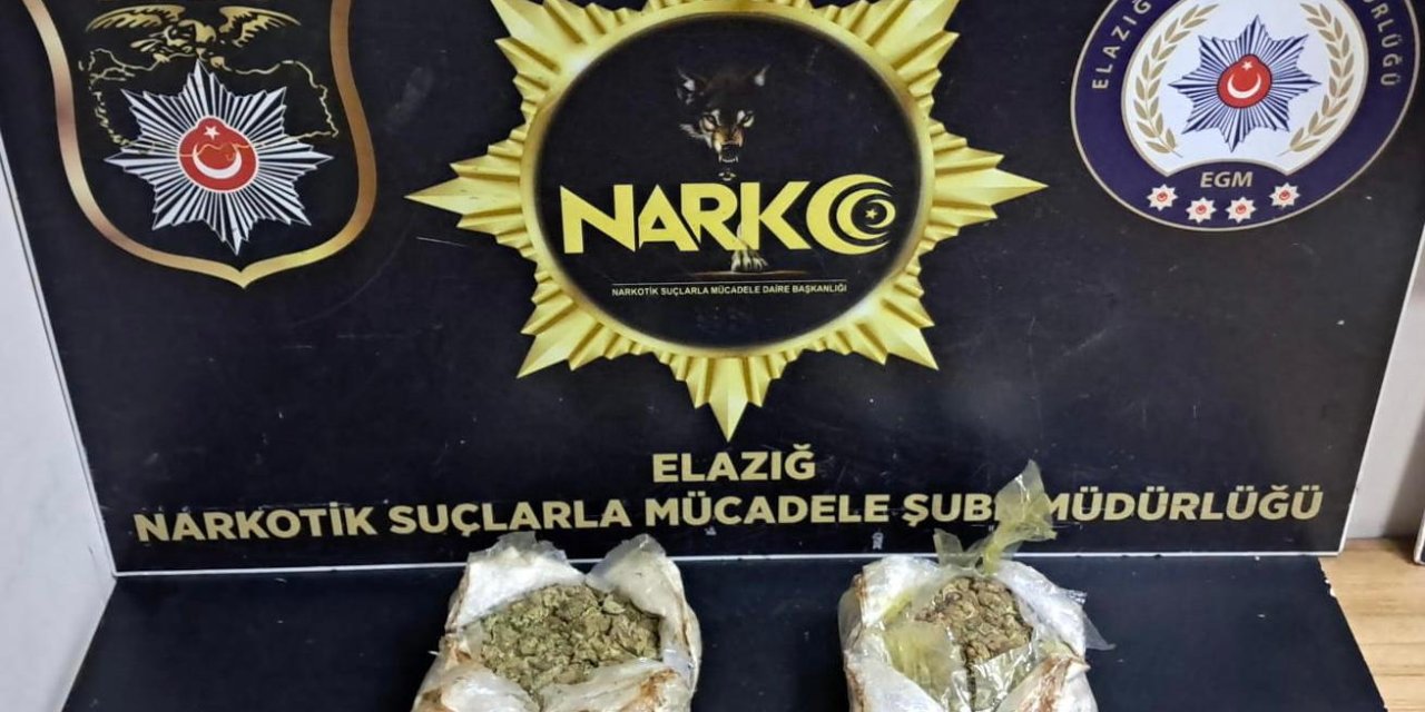 Elazığ’da Polis, Otobüs Operasyonunda 1 Kilo 292 Gram Skunk Maddesi Ele Geçirdi