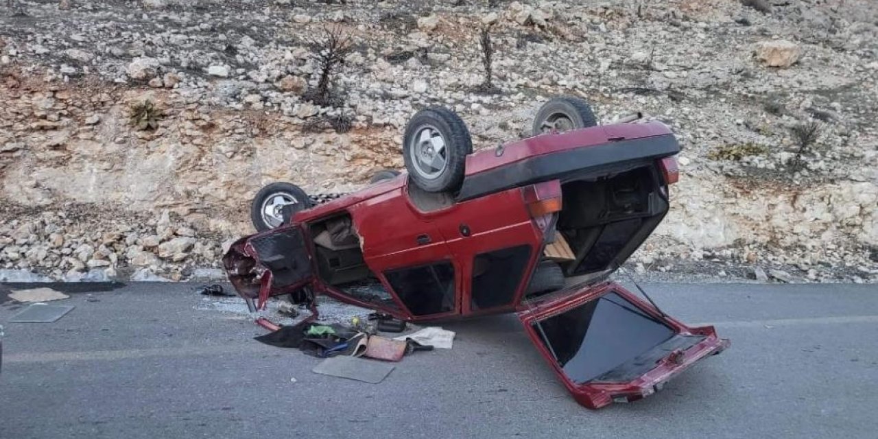 Kontrolden Çıkan Otomobilin Takla Atması Sonucu 4 Yaralı
