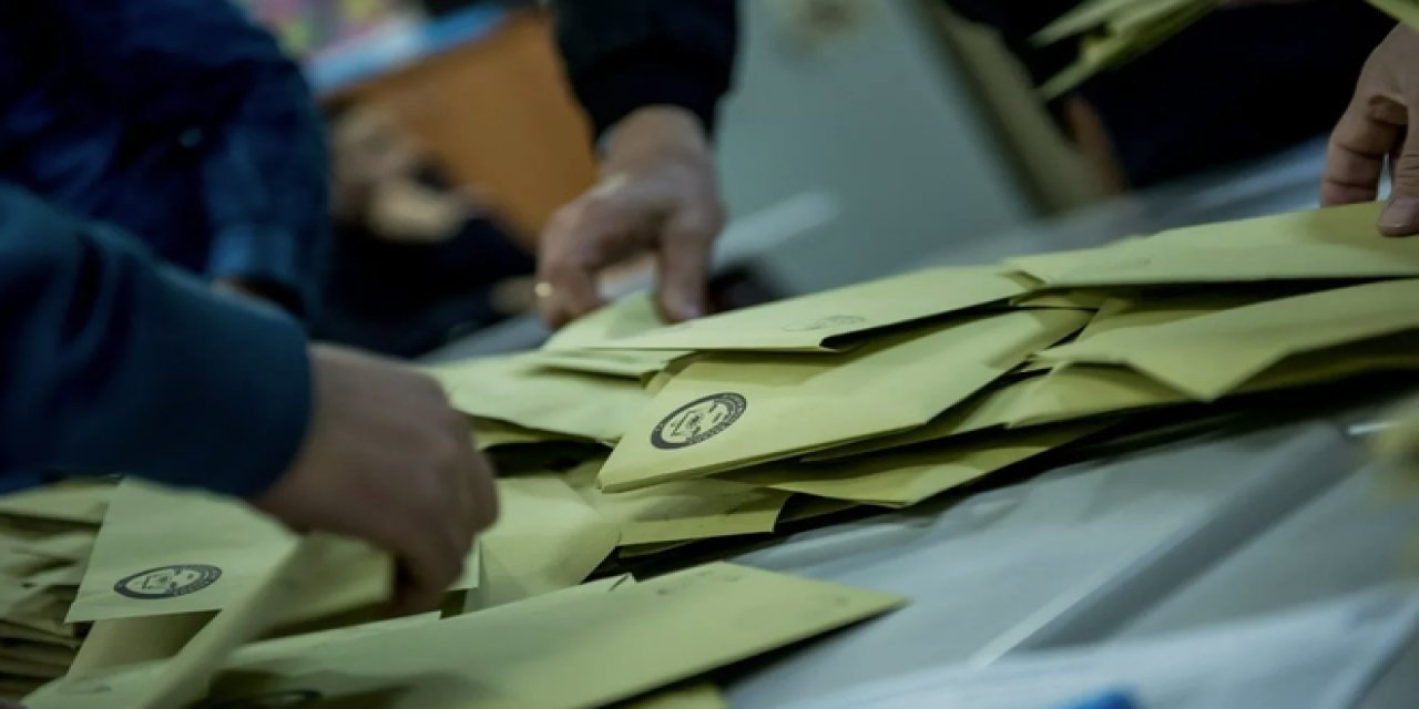 Türkiye Seçimlere Hazırlanıyor: 61 Milyon Seçmen Sandık Başına Gidiyor