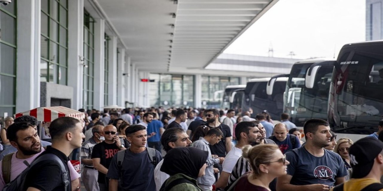 Şehirler arası otobüs firmalarına bayram tatili için ek sefer izni