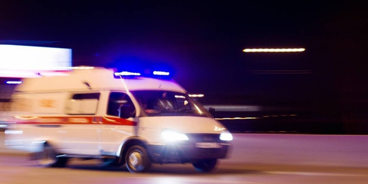 Bingöl'de yolcu otobüsü kaza yaptı: 18 yaralı