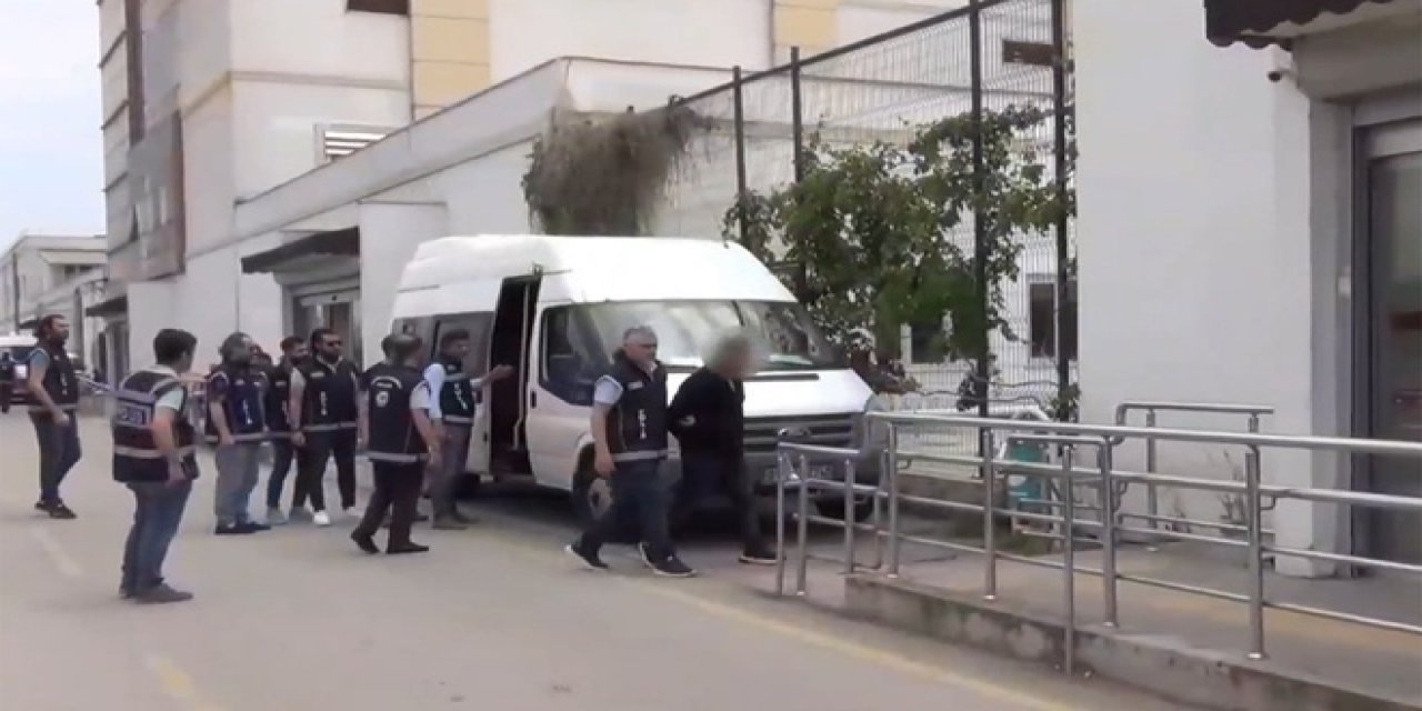 Muğla ve Adana'da Göçmen Kaçakçılığı Operasyonu: 16 Organizatör Yakalandı