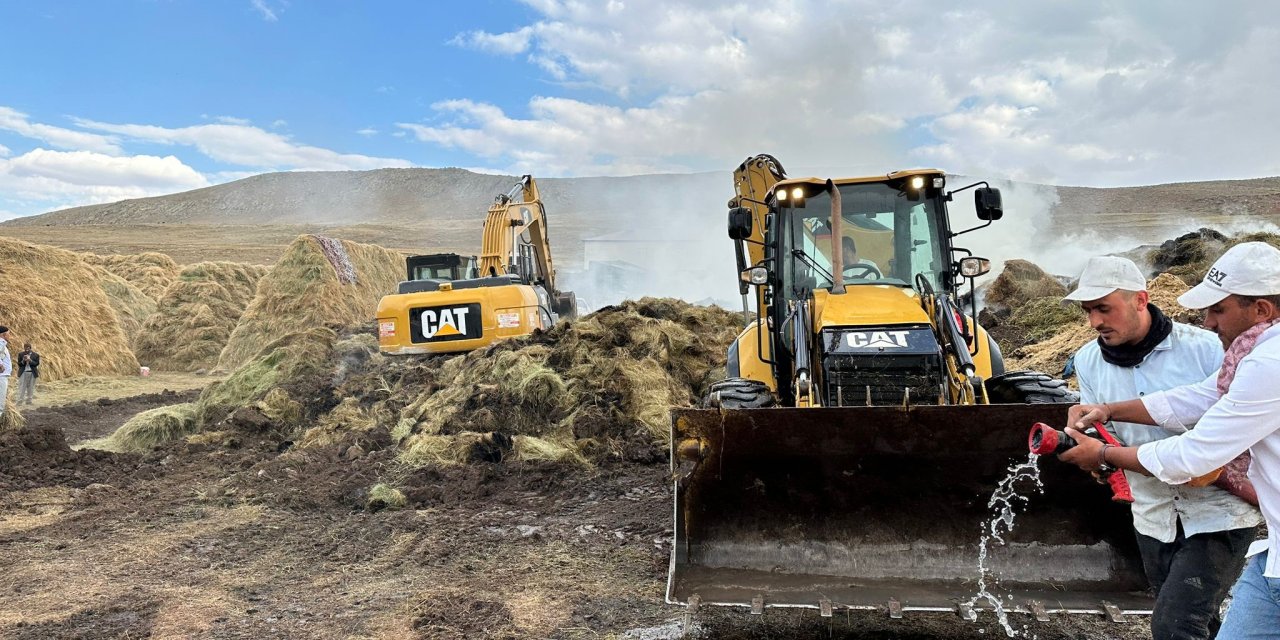 Erzurum’da 12 bin balya ot kül oldu