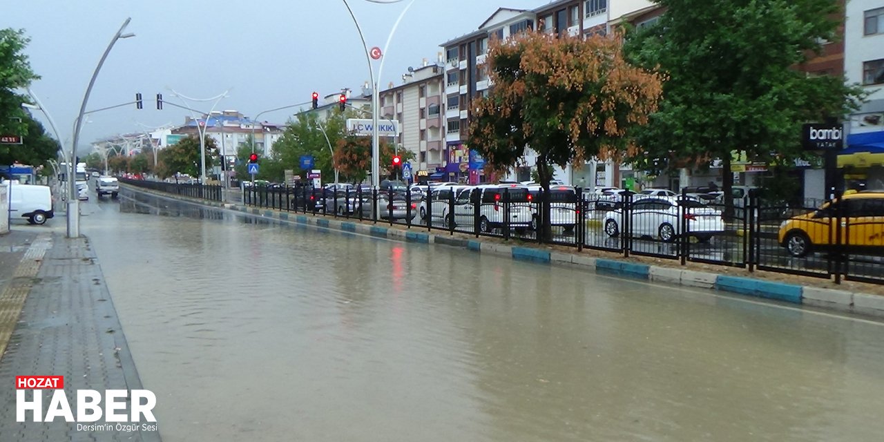 Tunceli'de Sağanak Yağış Hayatı Felç Etti!