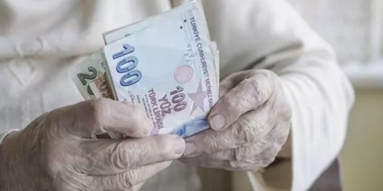 Emeklilere çifte ikramiye vuracak: Ocak ayında iki zam birden alacaklar! Yüzde 40 garantilendi