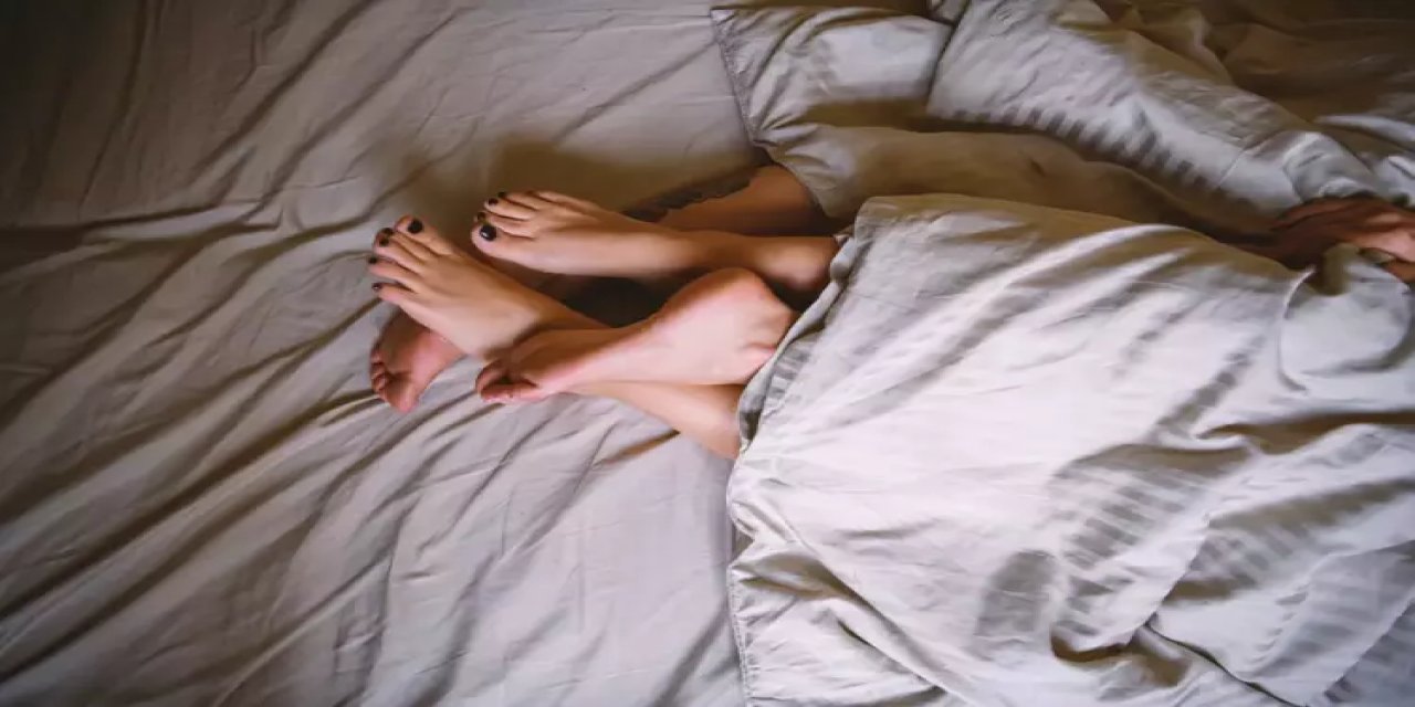 Cinsellik uzmanından altın tavsiyeler: Yatakta zevki arttırmanın yöntemleri! Bu tüyolarla unutulmaz anlar yaşayacaksınız…