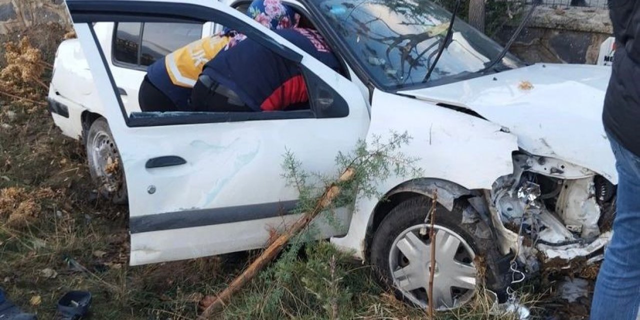 Komşusunun Anahtarını Çalan Çırak Direksiyon Hakimiyetini Kaybederek Mezarlığa Uçtu