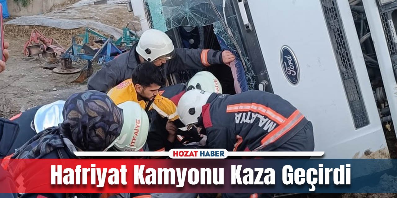 Hafriyat Kamyonu Kaza Geçirdi