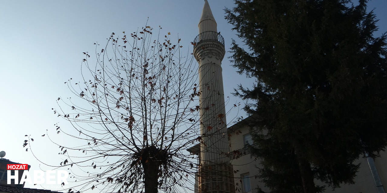 minareleri-hasar-sonrasi-endise-yaratiyorr.jpg