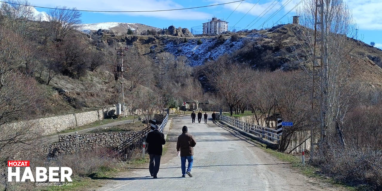 tuncelinin-diger-ilceleri-de-karla-kaplandi-ancak-cemisgezekte-karin-vedasi-hizli-oldu.jpg